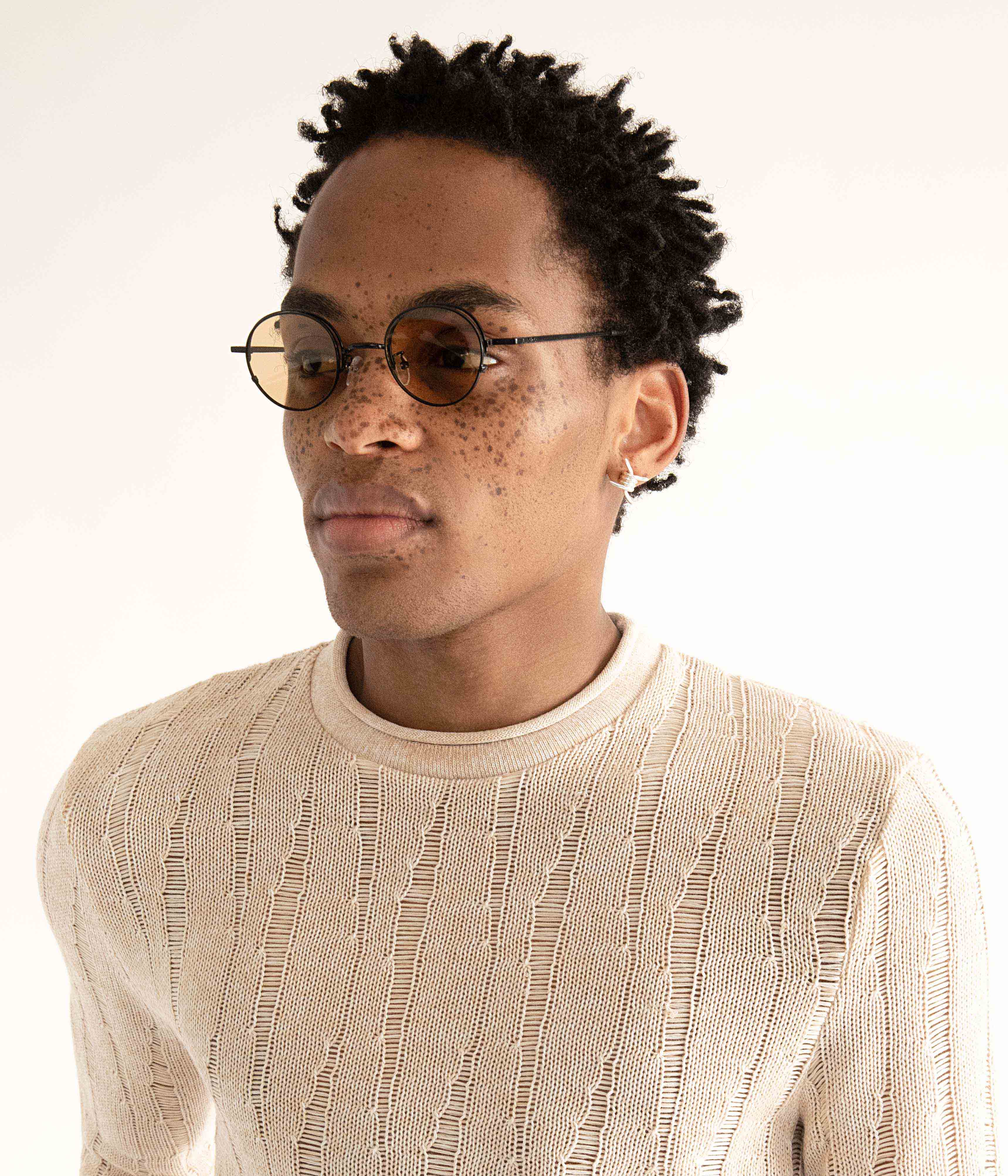 EDDON Small Round Sunglasses - Image 4