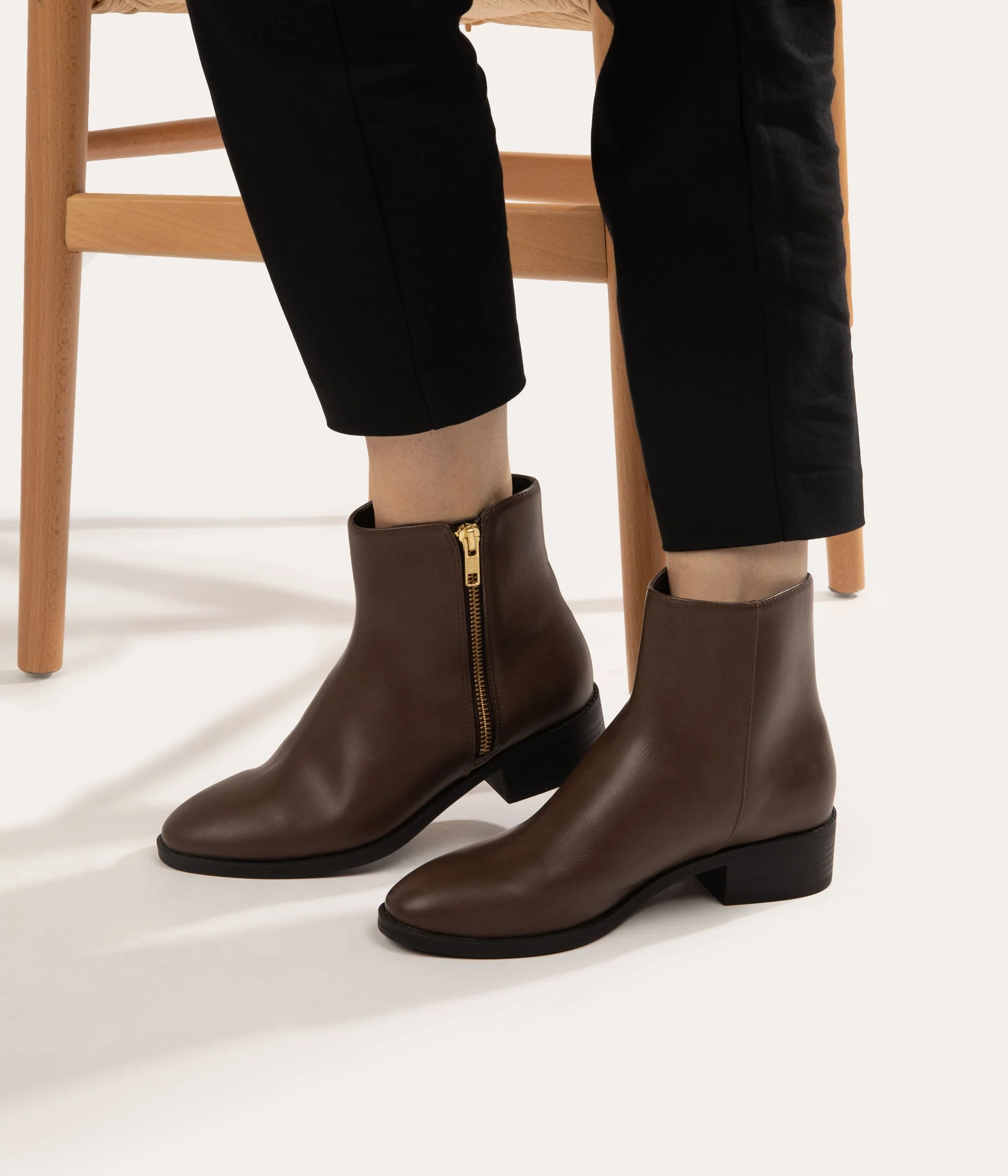 LIMAN Women's Vegan Flat Boots - Image 7