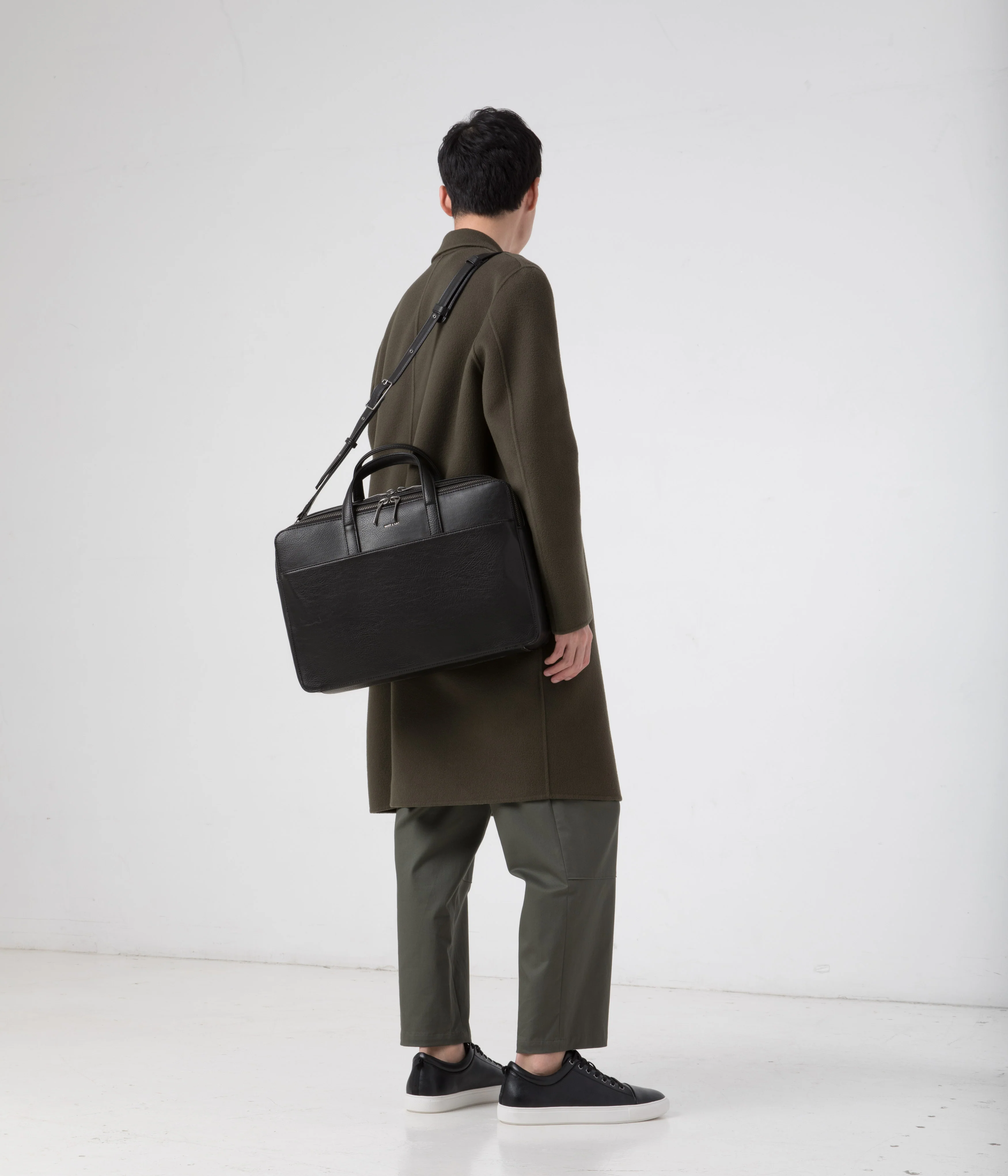 TOM Vegan Briefcase - Dwell - Image 14