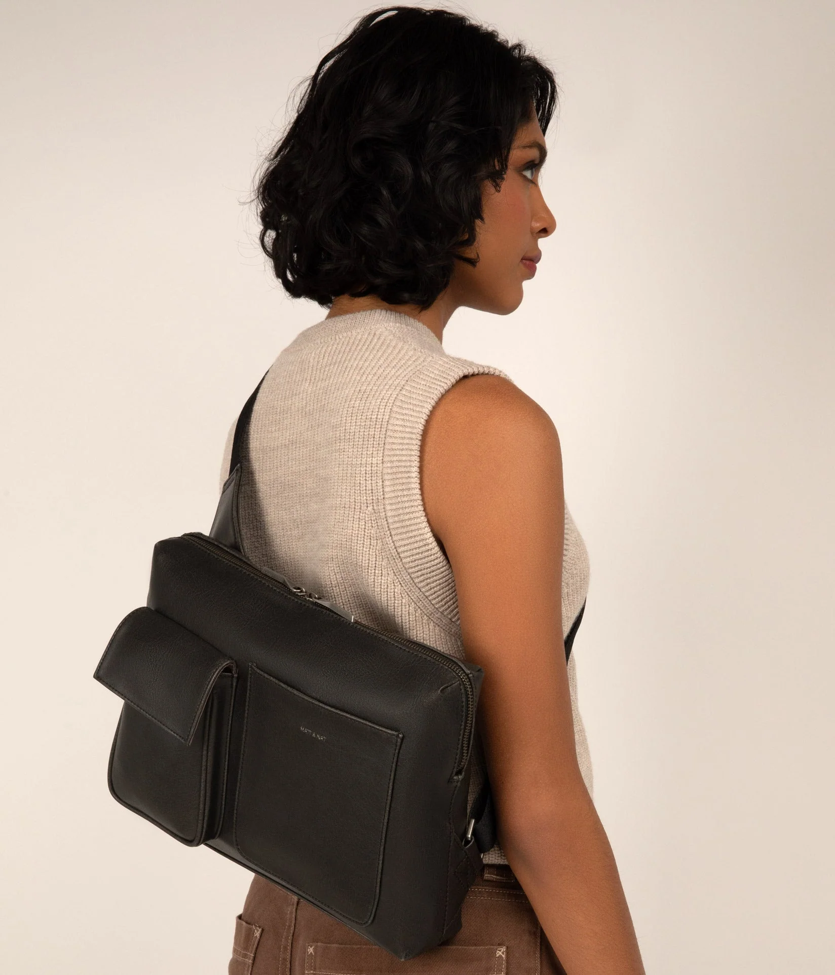 TREY Vegan Sling Bag - Vintage - Image 10